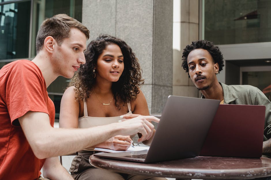 Image depicting diverse group of students collaborating on a project